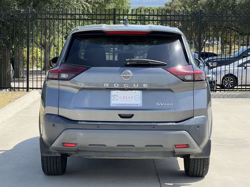 Used 2022 Nissan Rogue SV AWD/4WD image 4