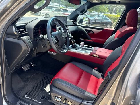 Used 2024 Lexus LX 600 F Sport AWD/4WD image 9