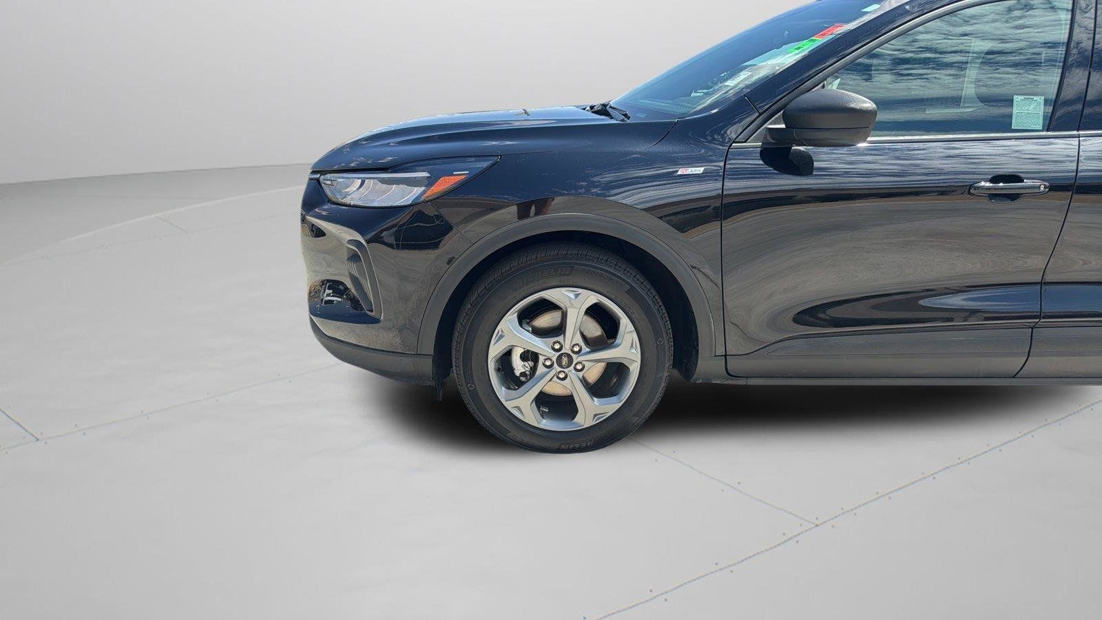 Used 2025 Ford Escape ST-Line FWD image 28