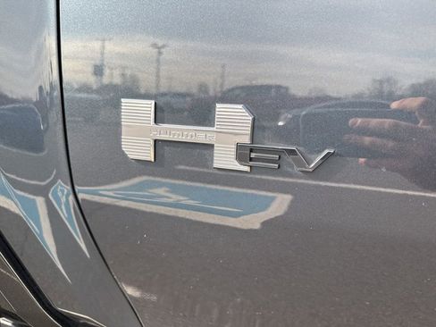 Used 2025 GMC Hummer EV 3X image 12