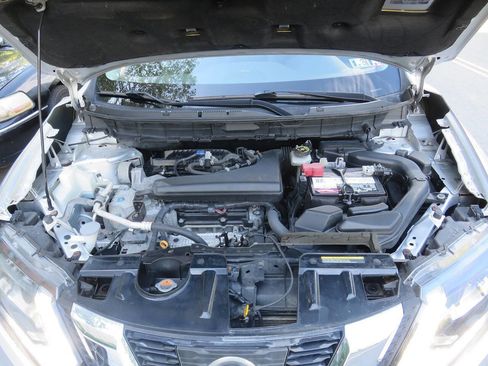 Used 2017 Nissan Rogue SL w/ SL Premium Package AWD/4WD image 39