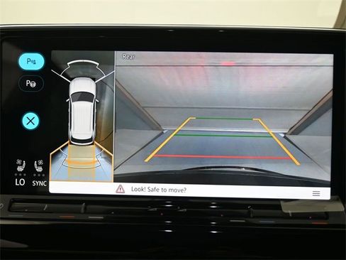New 2026 Volkswagen Atlas Cross Sport SEL Premium R-Line image 3