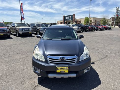 Used 2011 Subaru Outback 2.5i Limited w/ PWR Moonroof Pkg AWD/4WD image 3