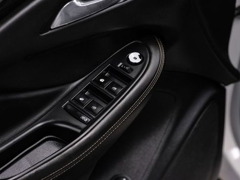 Used 2017 Buick Envision Essence image 48