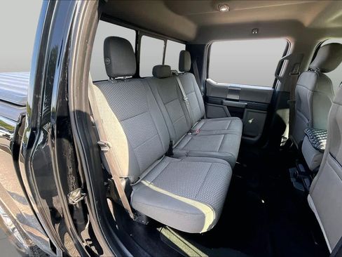 Used 2017 Ford F150 XLT w/ Equipment Group 302A Luxury AWD/4WD image 19