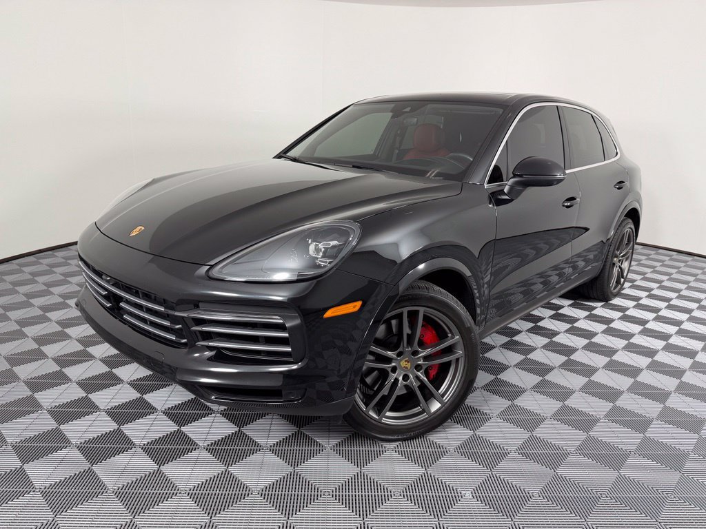 Certified 2023 Porsche Cayenne AWD/4WD image 1