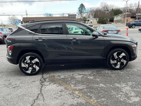 Used 2025 Hyundai Kona Limited image 6