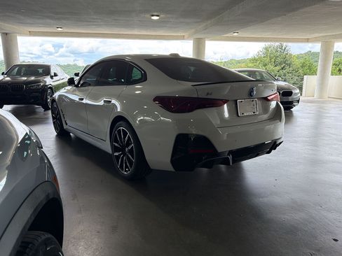 Used 2025 BMW i4 eDrive40 w/ M Sport Package RWD image 2