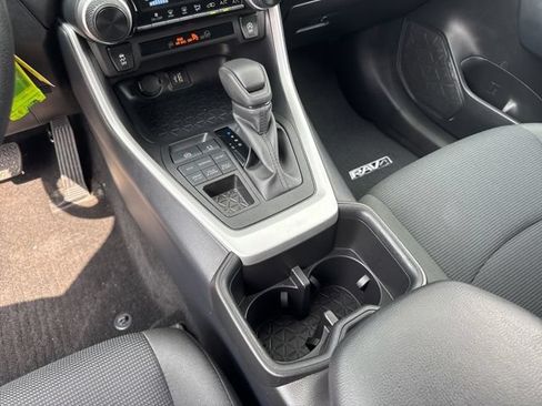 Used 2025 Toyota RAV4 LE AWD/4WD image 20