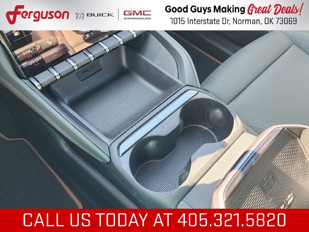 New 2027 GMC Terrain AT4 w/ Convenience Package III AWD/4WD image 33