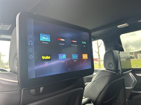 Used 2026 Cadillac Escalade V image 28