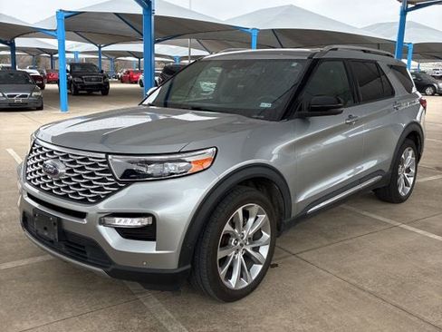 Used 2022 Ford Explorer Platinum w/ Equipment Group 601A image 1