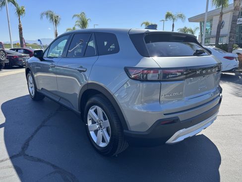 Used 2025 Honda Prologue EX image 8