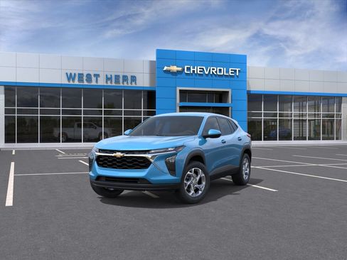 New 2026 Chevrolet Trax LS w/ LS Convenience Package FWD image 8