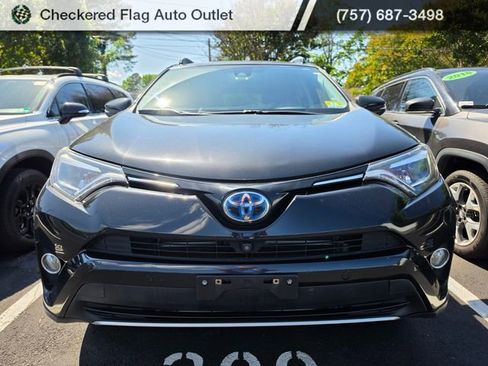 Used 2017 Toyota RAV4 Limited AWD/4WD image 2