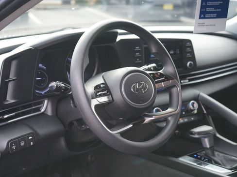 Certified 2023 Hyundai Elantra Blue w/ Preferred Accessory Package FWD image 12