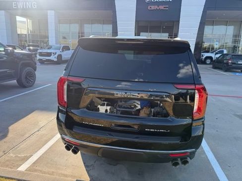 Used 2024 GMC Yukon Denali Ultimate w/ LPO, Floor Liner Package AWD/4WD image 4