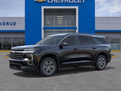 New 2027 Chevrolet Traverse LT w/ Driver Confidence Package AWD/4WD image 2