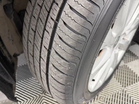 Used 2020 Toyota Camry SE image 25