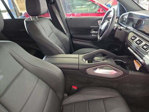 Certified 2025 Mercedes-Benz GLE 350 4MATIC image 11
