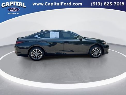 Used 2023 Lexus ES 350 w/ Accessory Package (Z1) FWD image 9
