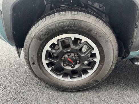 Used 2025 Toyota 4Runner TRD Off-Road Premium w/ Tow Technology Package image 27