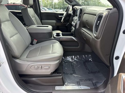 Used 2022 GMC Sierra 1500 SLT w/ SLT Premium Package AWD/4WD image 25