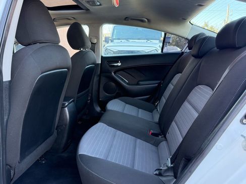 Used 2018 Kia Forte S w/ S Technology Plus Package image 15