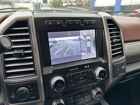 Used 2019 Ford F250 Platinum w/ Platinum Ultimate Package image 11