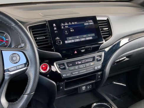 Used 2019 Honda Passport Touring image 7