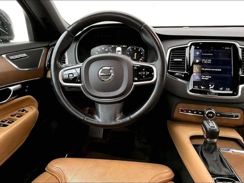 Used 2017 Volvo XC90 T6 Inscription w/ Vision Package image 7
