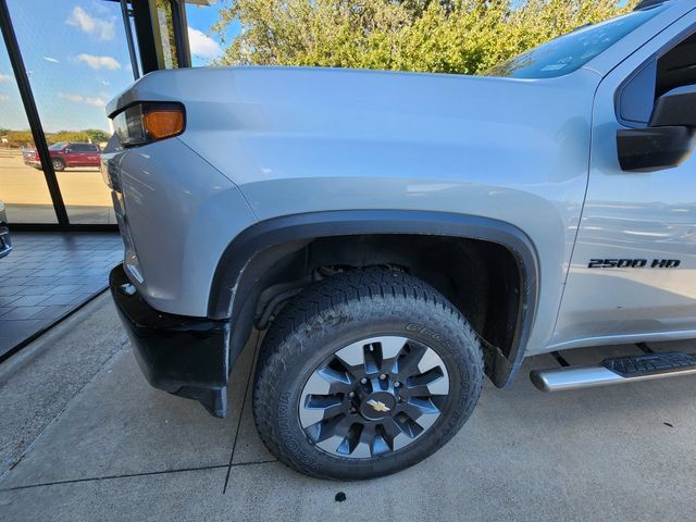 Used 2021 Chevrolet Silverado 2500 Custom w/ Custom Value Package AWD/4WD image 7