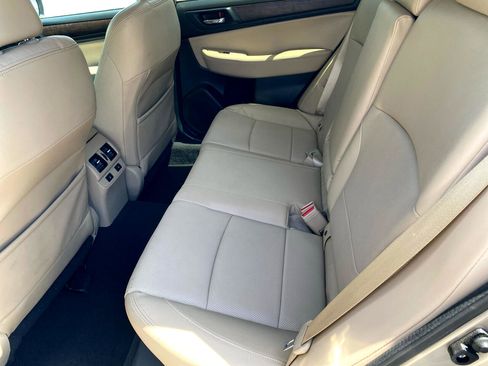 Used 2016 Subaru Outback 2.5i Limited image 13