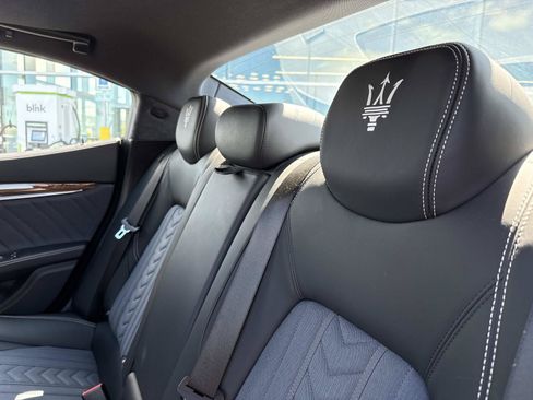 Used 2020 Maserati Ghibli S GranLusso AWD/4WD image 17