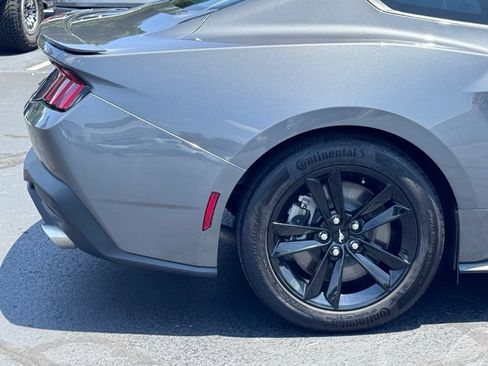 Used 2025 Ford Mustang GT RWD image 34