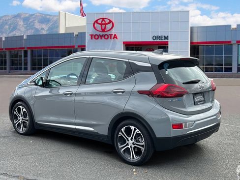 Used 2020 Chevrolet Bolt Premier w/ Infotainment Package image 5