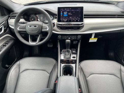 New 2026 Jeep Compass Limited AWD/4WD image 15