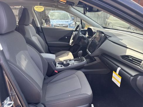 Used 2026 Subaru Crosstrek 2.0i Premium image 9