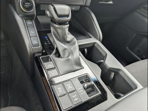 Used 2025 Toyota Land Cruiser 1958 image 13