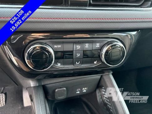 Used 2024 Chevrolet TrailBlazer RS w/ Convenience Package AWD/4WD image 19