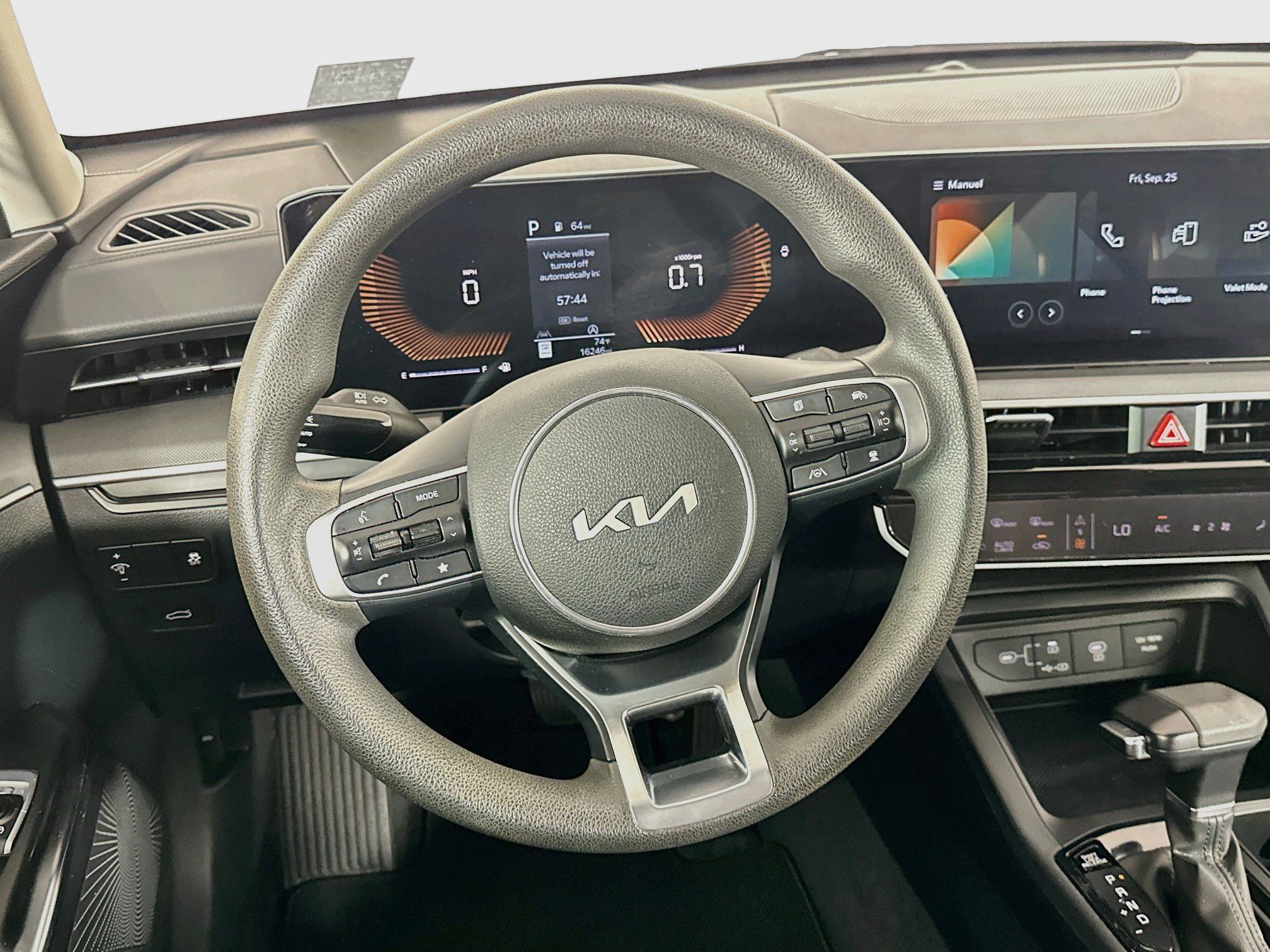 Used 2025 Kia K5 LXS FWD image 18