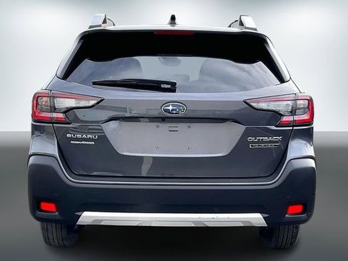 Used 2023 Subaru Outback Touring XT image 4