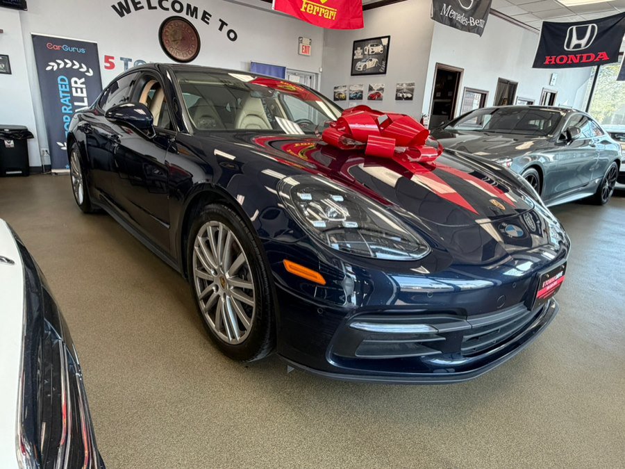 Used 2018 Porsche Panamera 4 AWD/4WD image 3