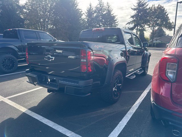 Used 2017 Chevrolet Colorado LT w/ Redline Special Edition AWD/4WD image 3