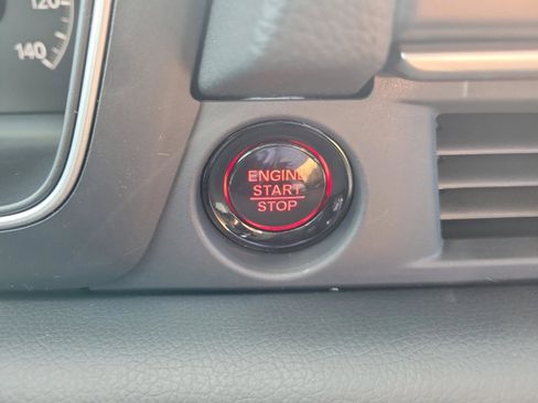 New 2025 Honda Pilot EX-L image 15