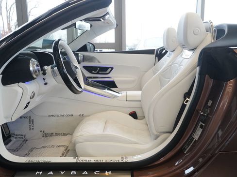 New 2026 Mercedes-Benz Maybach SL 680 image 17