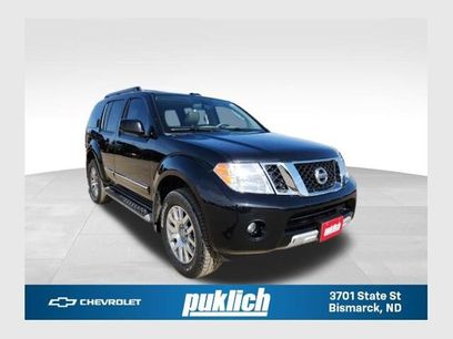 Used 2010 Nissan Pathfinder LE