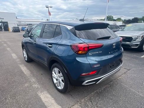 Used 2024 Buick Encore GX Preferred w/ Comfort Package AWD/4WD image 3