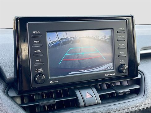 Used 2022 Toyota RAV4 LE image 13