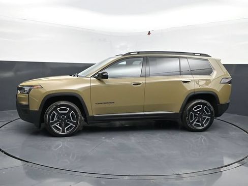 New 2026 Jeep Cherokee Laredo AWD/4WD image 4